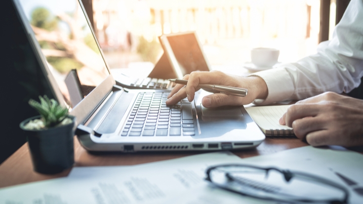 What Is the Difference Between a Chromebook and a Laptop?